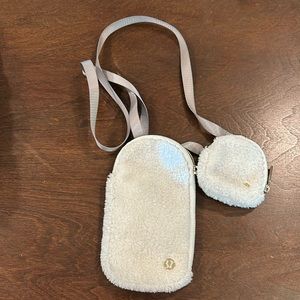 Lululemon Sherpa cross body